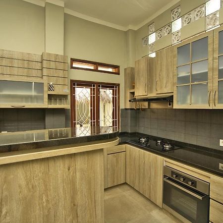 Dalai Home Kuta  Buitenkant foto